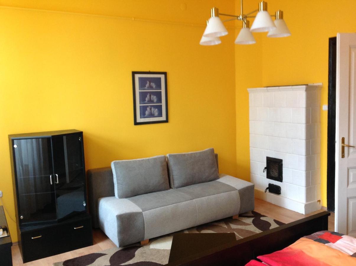 King Apartman ชาร์วาร์ ภายนอก รูปภาพ